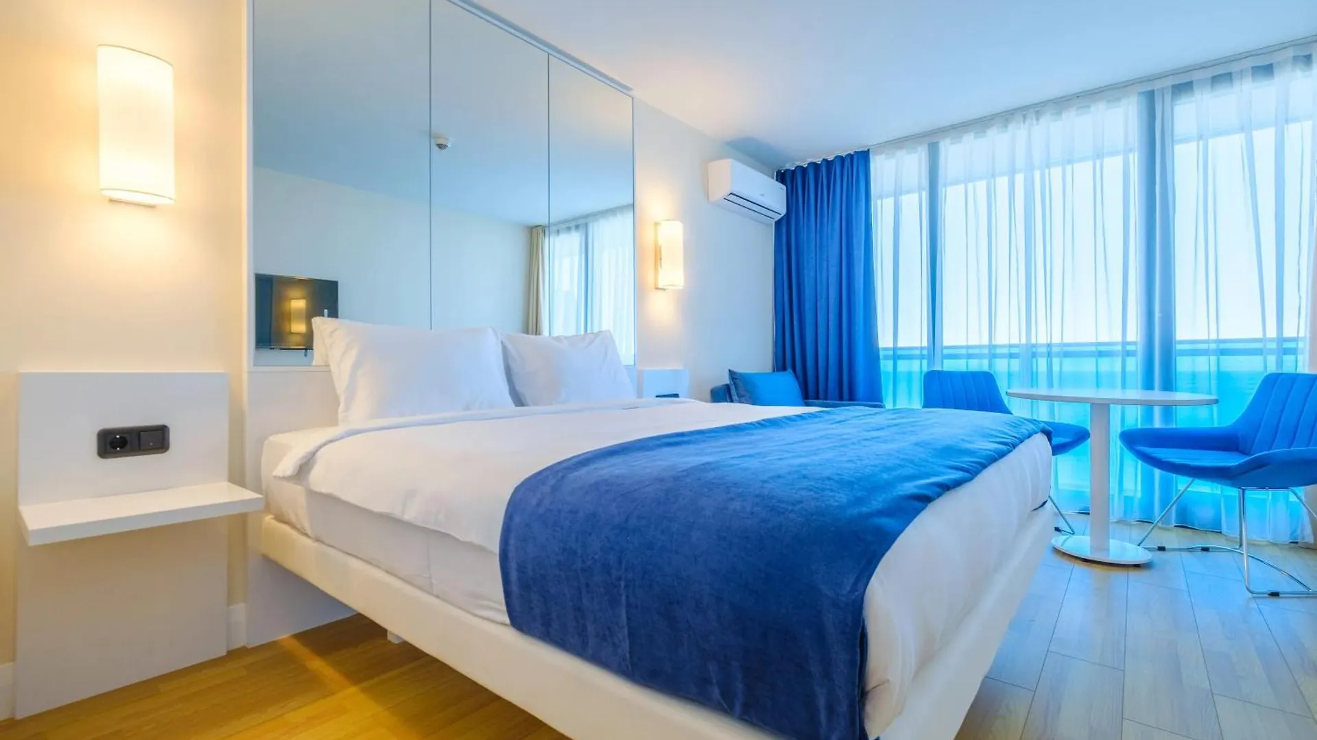 Orbi City Panorama Sea View Hotel Batumi